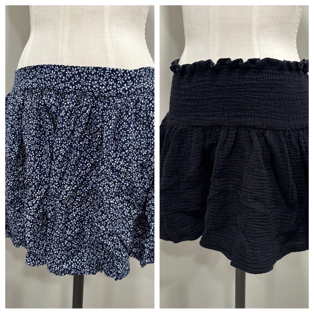 Two Mini Skirts Forever 21 and Arizona Jean Co Size Medium Juniors